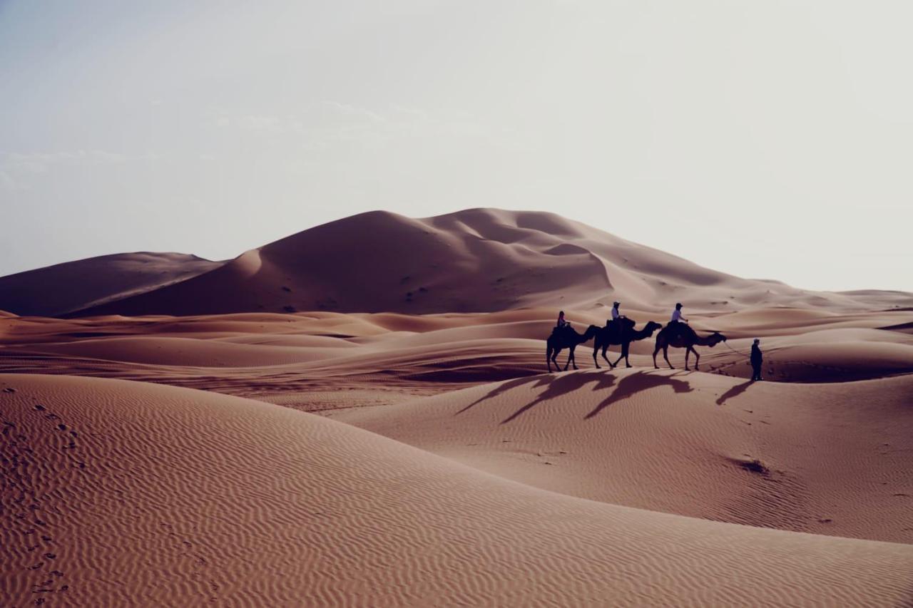 Tourza Desert Camp "Tents With Heating" Мерзуга Экстерьер фото