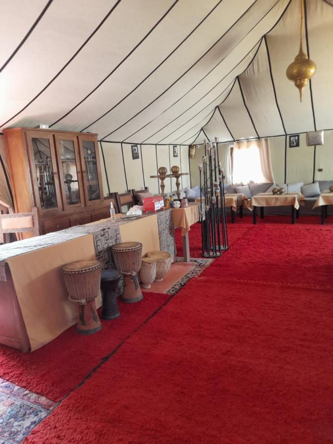 Tourza Desert Camp "Tents With Heating" Мерзуга Экстерьер фото
