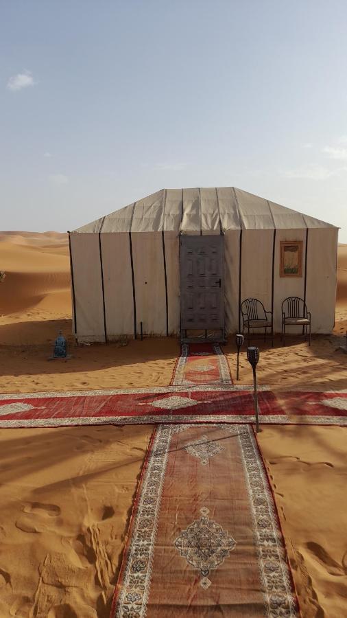 Tourza Desert Camp "Tents With Heating" Мерзуга Экстерьер фото