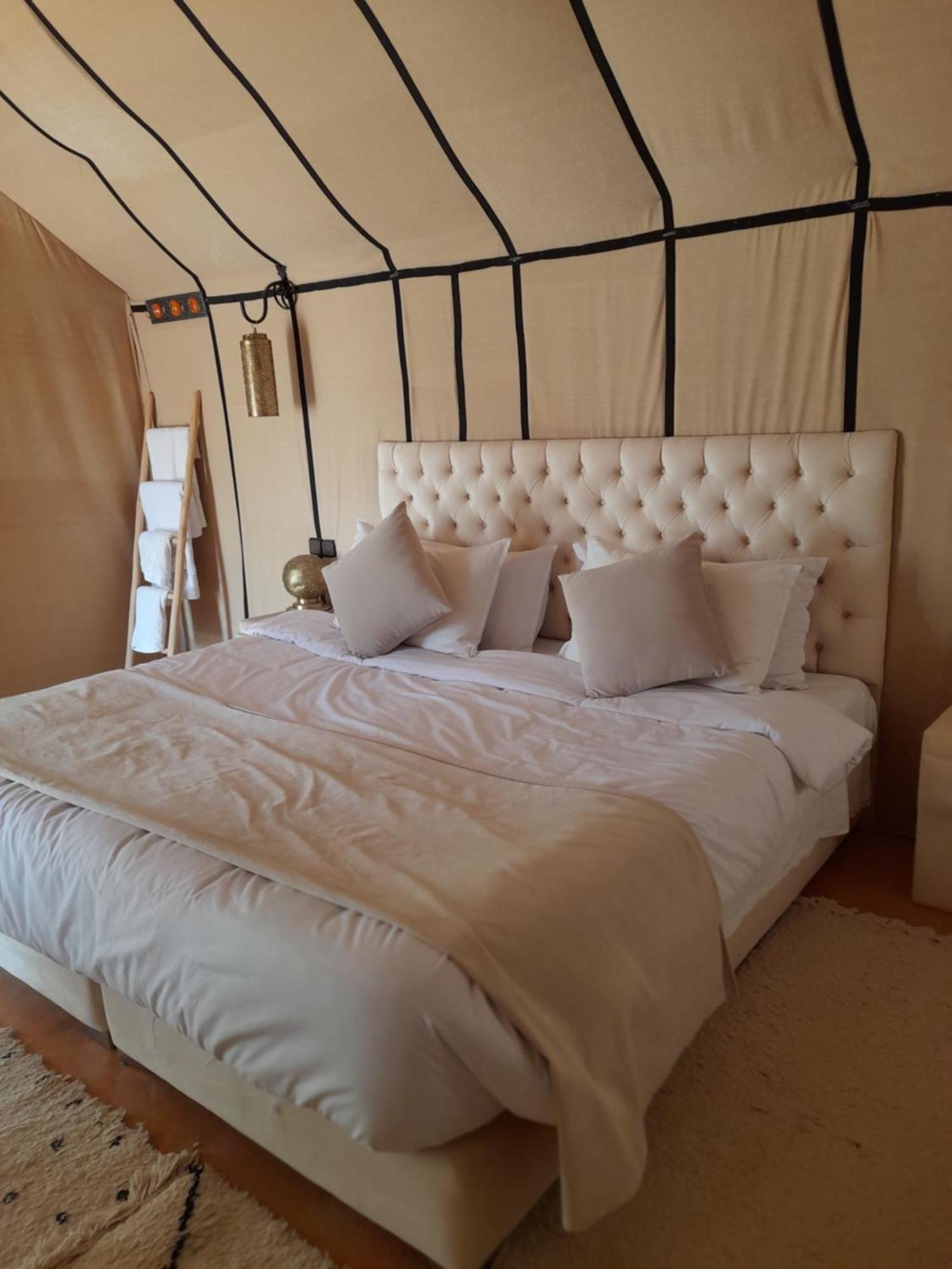 Tourza Desert Camp "Tents With Heating" Мерзуга Экстерьер фото